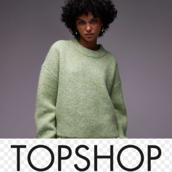 Topshop Sweaters - Topshop Soft Green Fuzzy Sweater❤️NWOT